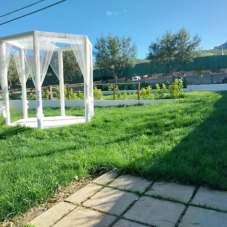 Casa de hóspedes Lachesi 3*