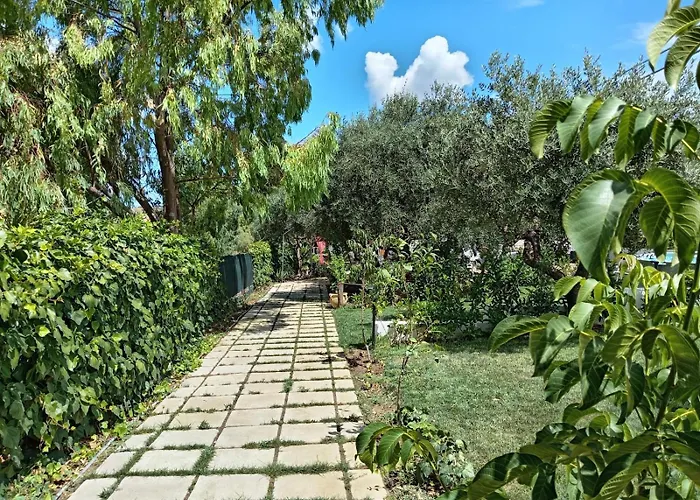Lachesi Casa de hóspedes 3*